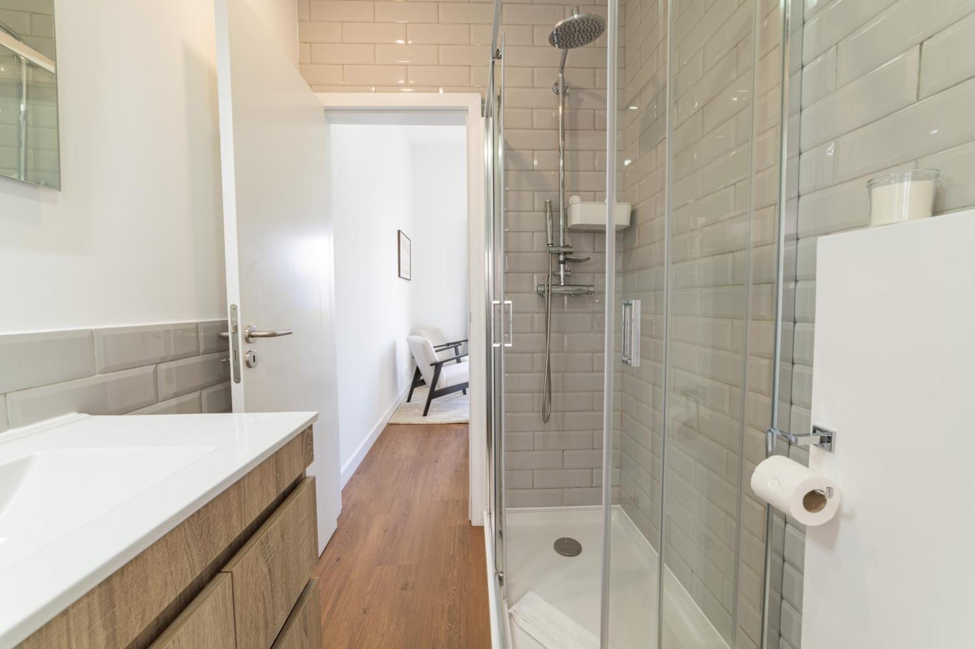 Alcantara Gardens - With Pool Apartment *