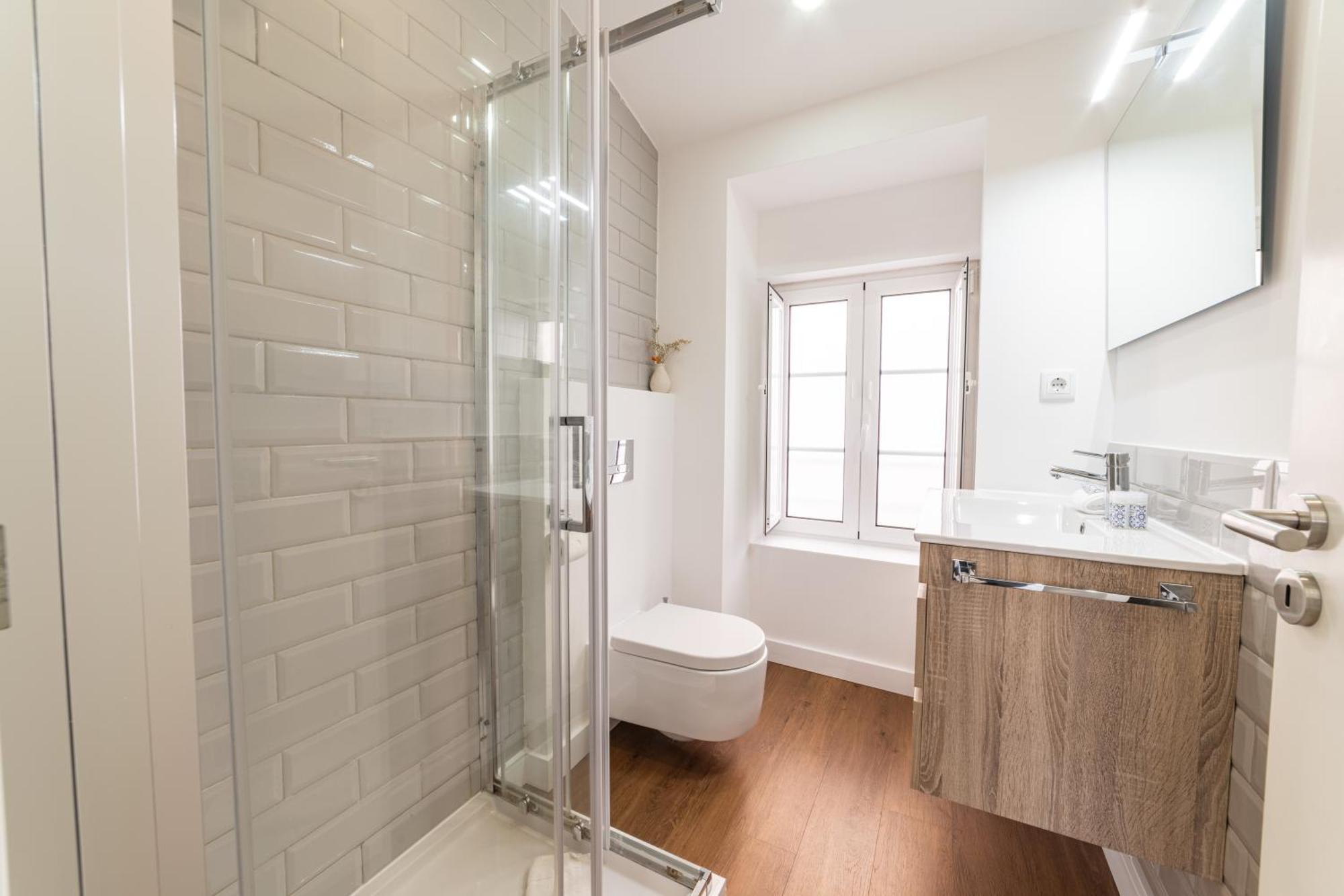 Alcantara Gardens - With Pool Apartment